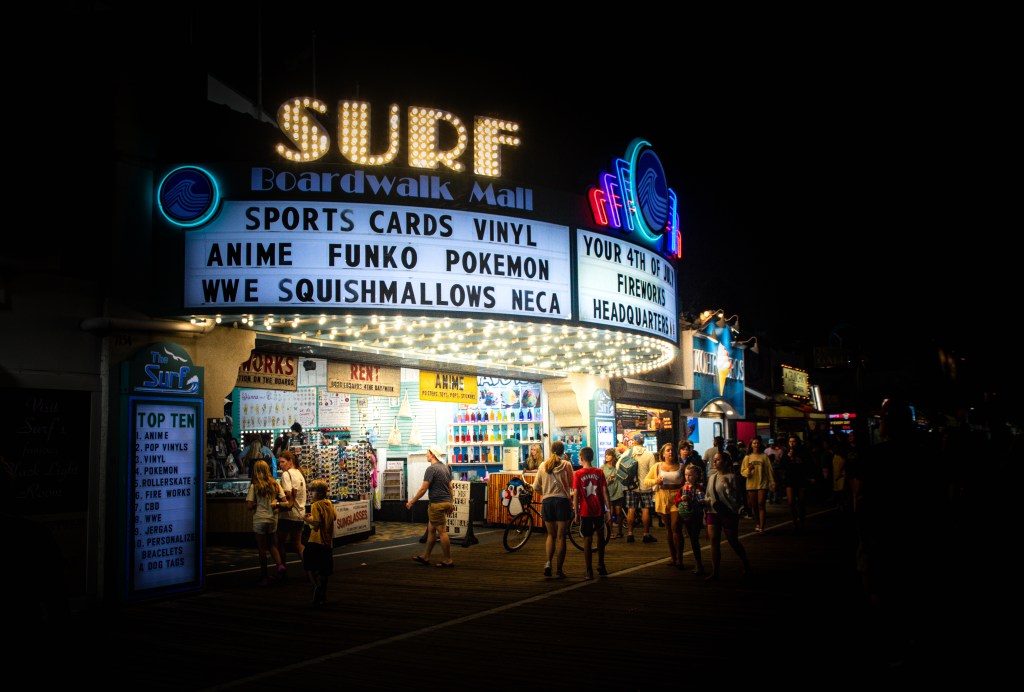 Environments: The Surf&nbsp;Mall